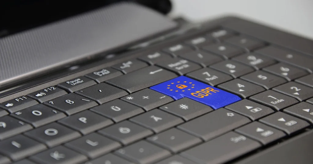 GDPR, protezione e libera circolazione dei dati e di privacy: facciamo il punto della situazione. 21